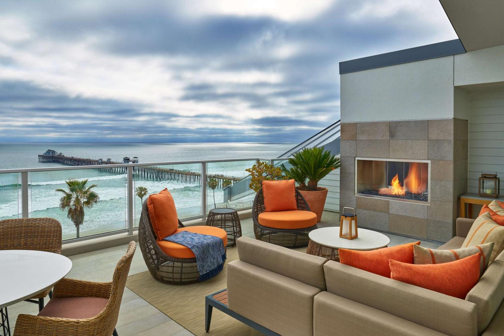 The Seabird Ocean Resort & Spa, Part Of Destination Hotel By Hyatt Оушънсайд Екстериор снимка