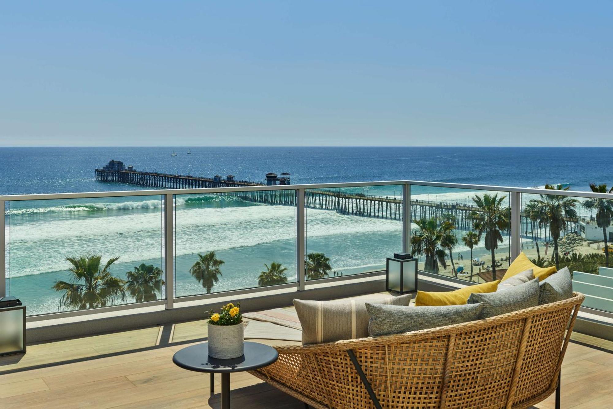 The Seabird Ocean Resort & Spa, Part Of Destination Hotel By Hyatt Оушънсайд Екстериор снимка