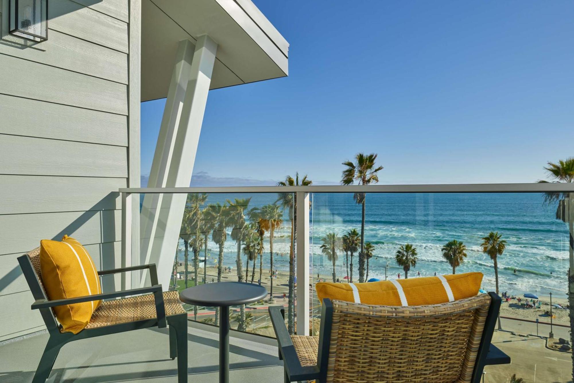 The Seabird Ocean Resort & Spa, Part Of Destination Hotel By Hyatt Оушънсайд Екстериор снимка